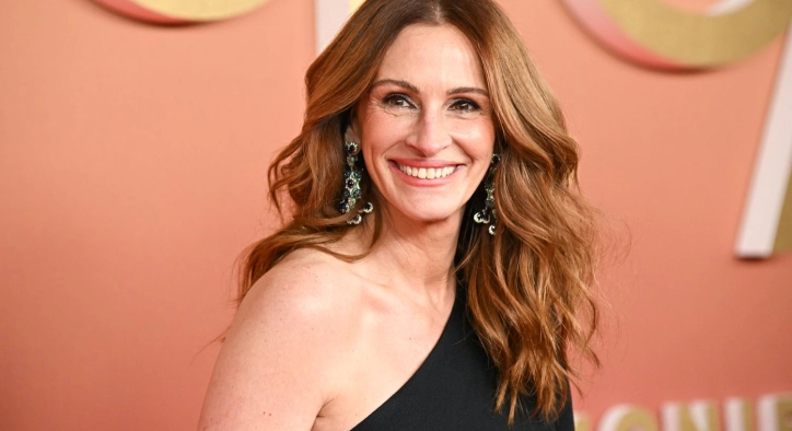 Julia Roberts Teeth: Iconic Smile & Veneers