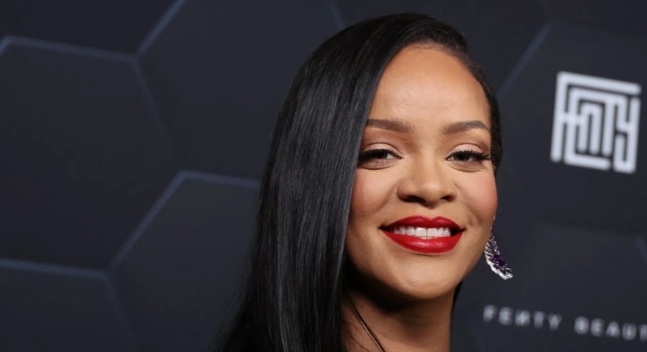 Rihanna Teeth: Smile Transformation & Veneers